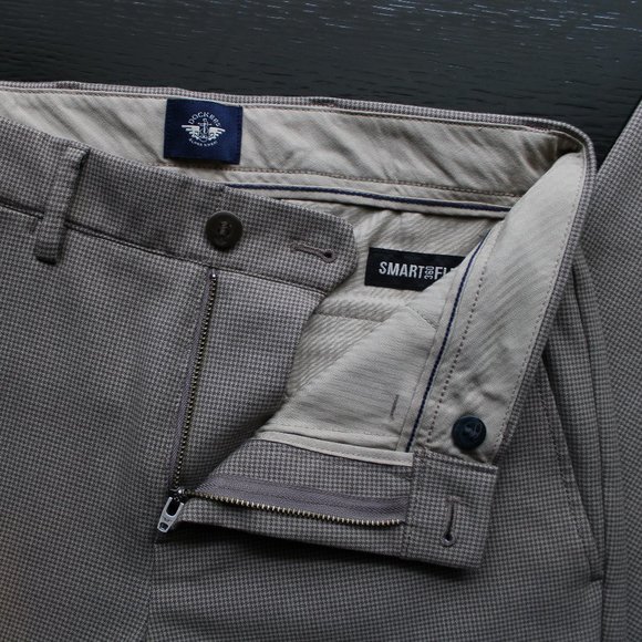 SOLD Dockers Alpha Khaki Slim Fit, 28x30, Puppytooh Pattern, NEW w/o Tags - Picture 3 of 11